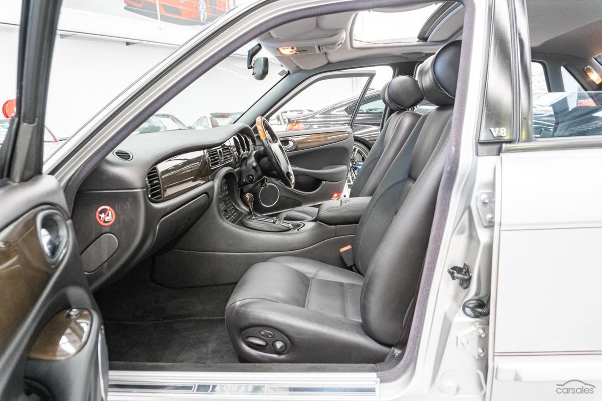 1999 Jaguar XJR V8 X308 Sedan silver for sale Australia (18).jpg