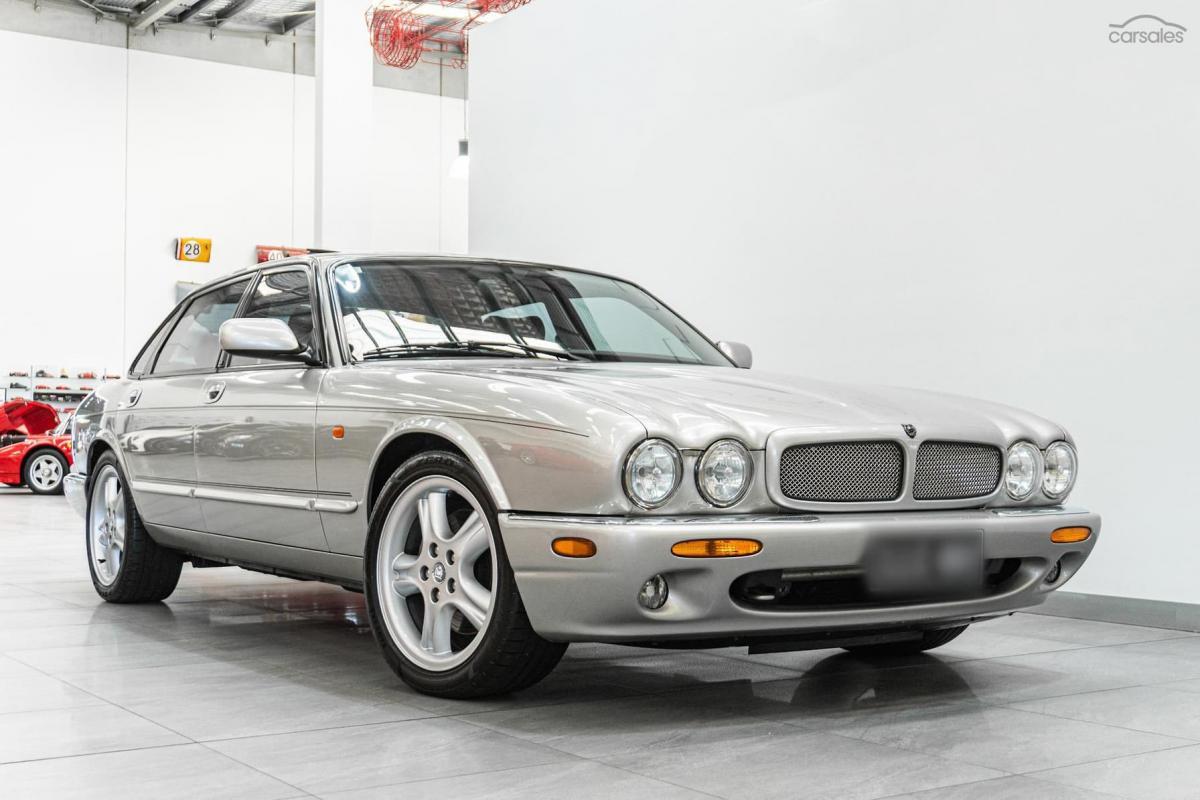 1999 Jaguar XJR V8 X308 Sedan silver for sale Australia (3).jpg