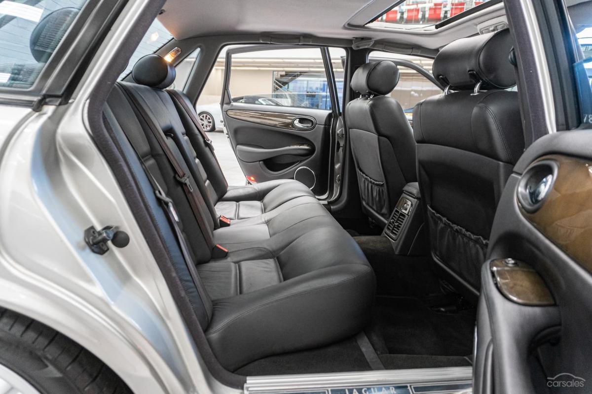 1999 Jaguar XJR V8 X308 Sedan silver for sale Australia (8).jpg