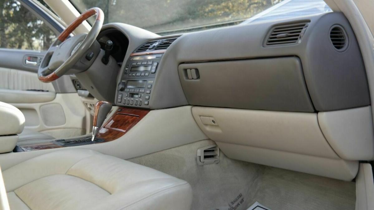 1999 Mystic Gold Lexus LS400 Sedan USA for sale images (2).jpg