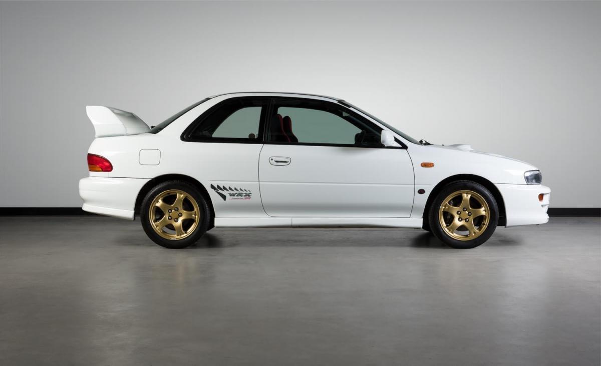 1999 Subary WRX STI Version 5 Coupe (2).jpg