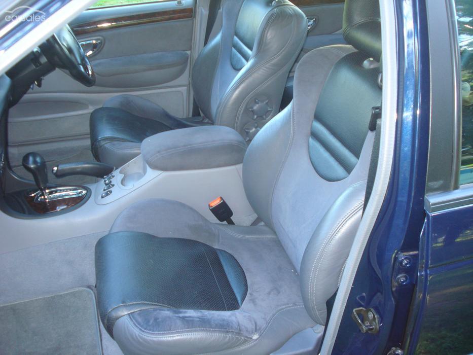 2 1997 EL Falcon GT Navy Blue paint number 060  (14).jpg