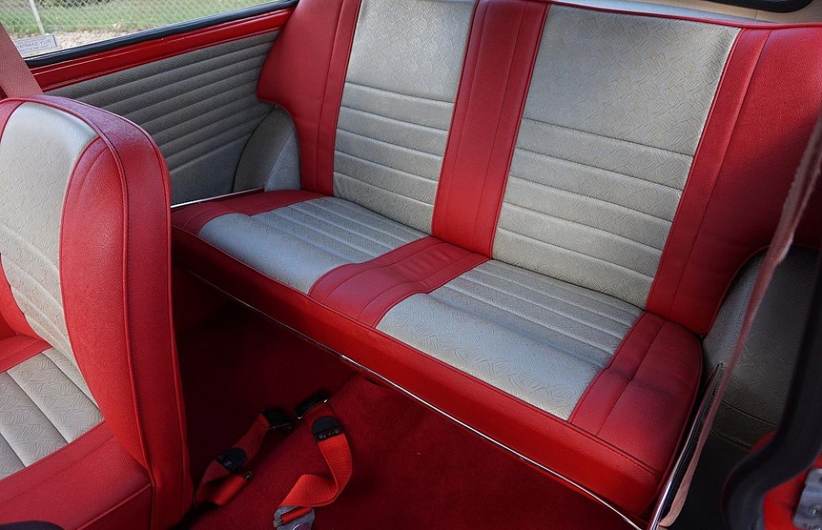 2 Black over Tartan red 1965 Morris Cooper S MK1 British built image (17).jpg
