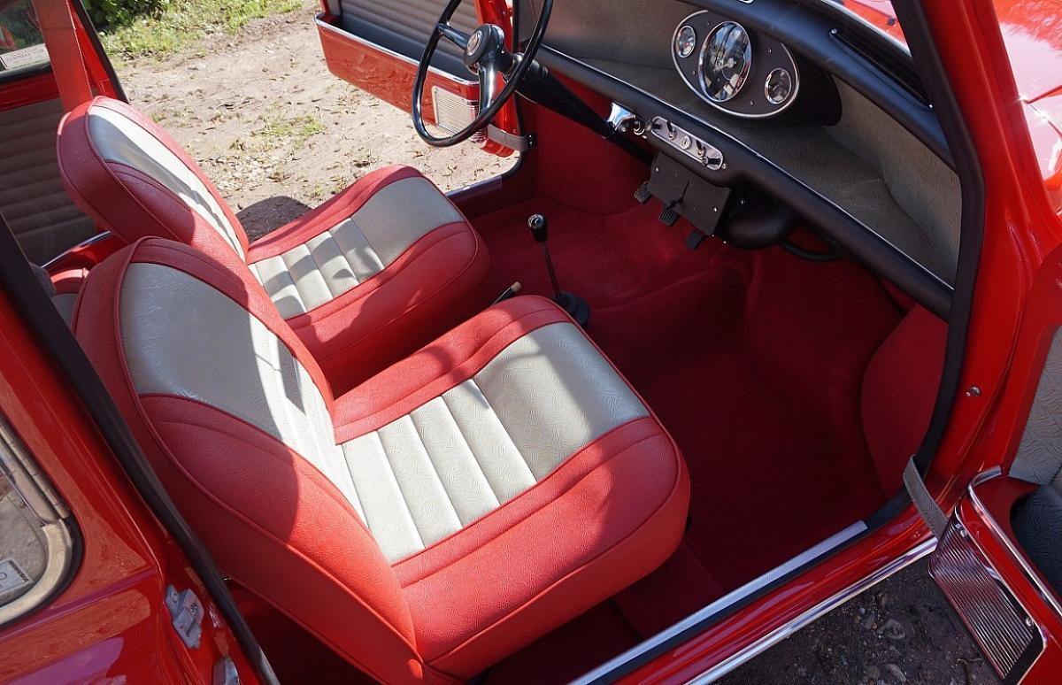 2 Black over Tartan red 1965 Morris Cooper S MK1 British built image (23).jpg