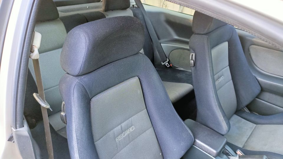 2000 Proton Satria GTi Silgver hatch Australia (7).png