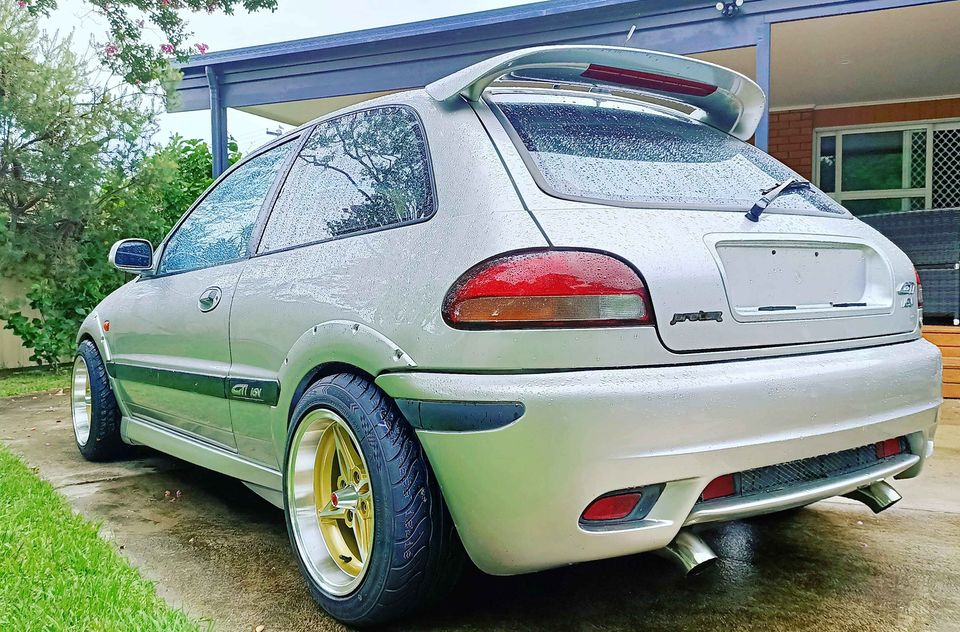 2000 Proton Satria GTi Silgver hatch Australia (9).png