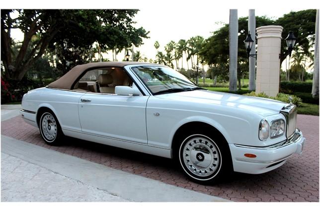 2000 Rolls Royce Corniche Convertible Arctica white (16).jpg