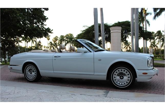 2000 Rolls Royce Corniche Convertible Arctica white (4).jpg