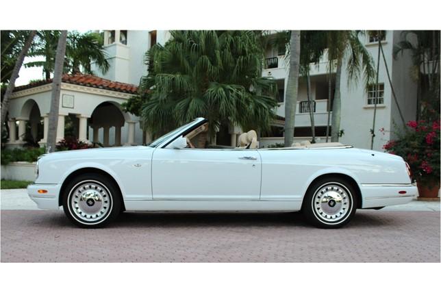 2000 Rolls Royce Corniche Convertible Arctica white (5).jpg