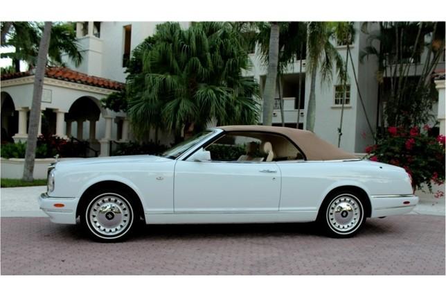 2000 Rolls Royce Corniche Convertible Arctica white (9).jpg