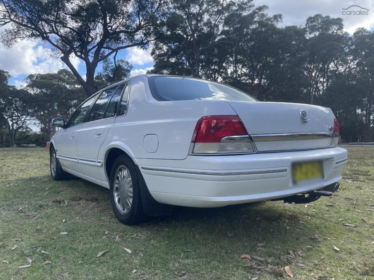 2000 model Ford LTD AU Fairlane V8 White for sale 2022 images (8).jpg