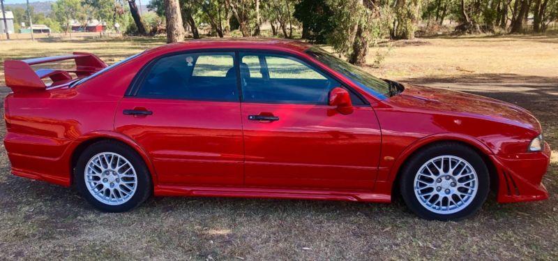 2002 Mitsubishi Magna Ralliart TJ red images build number 0037 (2).JPG