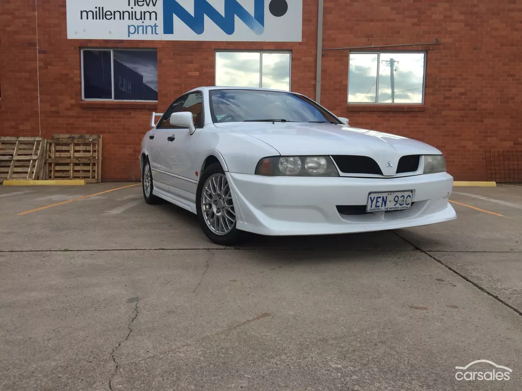 2002 Mitsubishi Magna TJ Ralliart Sedan White Images build number  0377(1).png