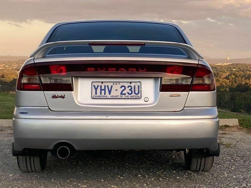 2002 Subaru Liberty Legacy B4 Turbo sedan silver images (4).jpg