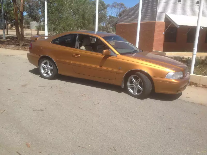 2002 Volvo C70 Coupe Saffron Gold Australia for sale (1).png