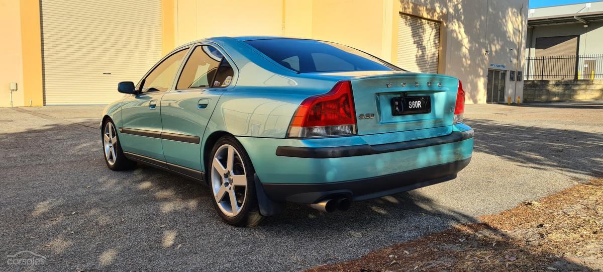 2004 Volvo S60 R Sedan for sale rare performance Volvo images (1).jpg