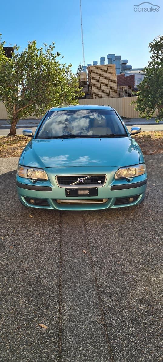 2004 Volvo S60 R Sedan for sale rare performance Volvo images (8).jpg