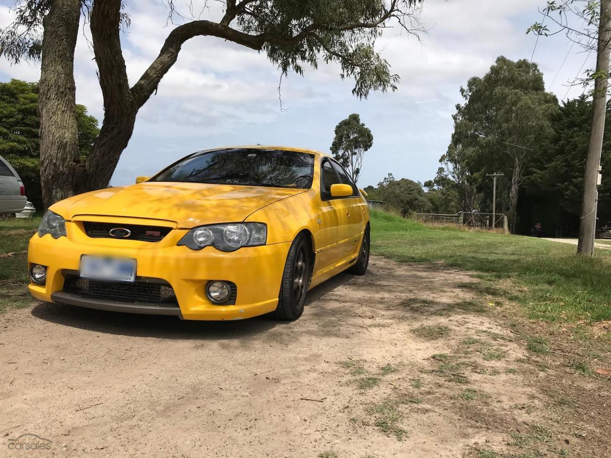 2005 Ford Falcon BA F6 Typhoon yellow paint images 2021 (4).jpg