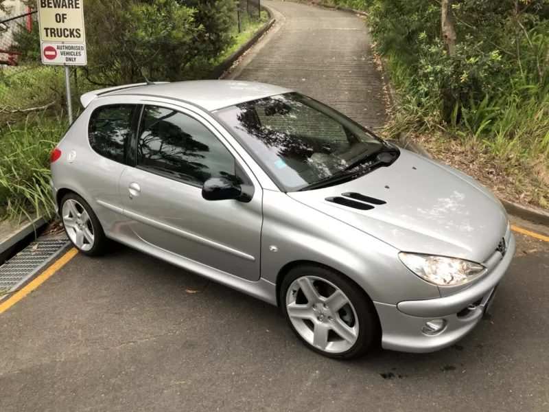 2005 Peugeot 206 GTI 180 silver 2021 images Australia lowks (6).png