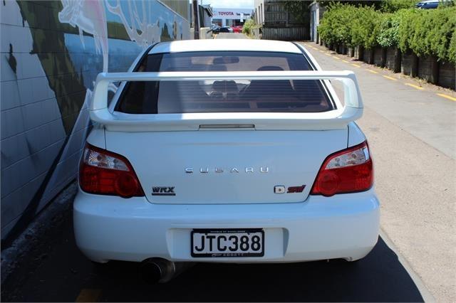 2005 White WRX STi Sedan Version 9 images (2).jpg