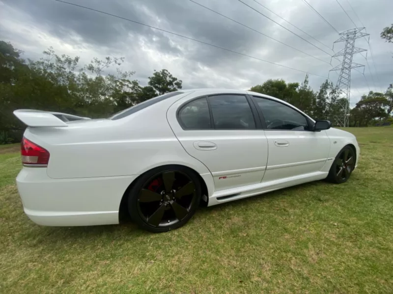 2007 Ford BFII Falcon F6 Typhoon R Spec in winter white images (6).png