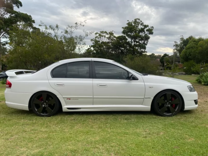 2007 Ford BFII Falcon F6 Typhoon R Spec in winter white images (8).png