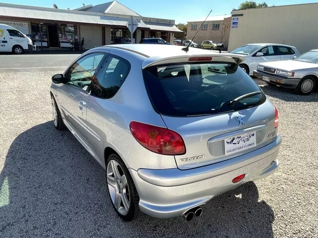 206 GTI 180 hatch silver 2021 Australia low ks (9).png