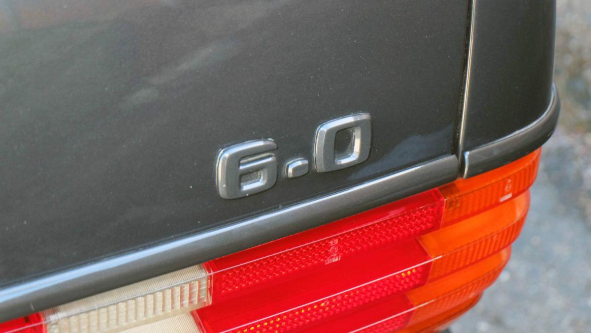 560SEC 6.0 AMG wide body 9.jpg