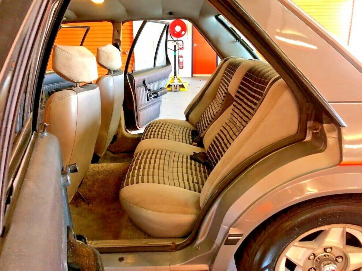 6 cylinder Ford Falcon GL XD ESP 1980 original for sale (10).jpg