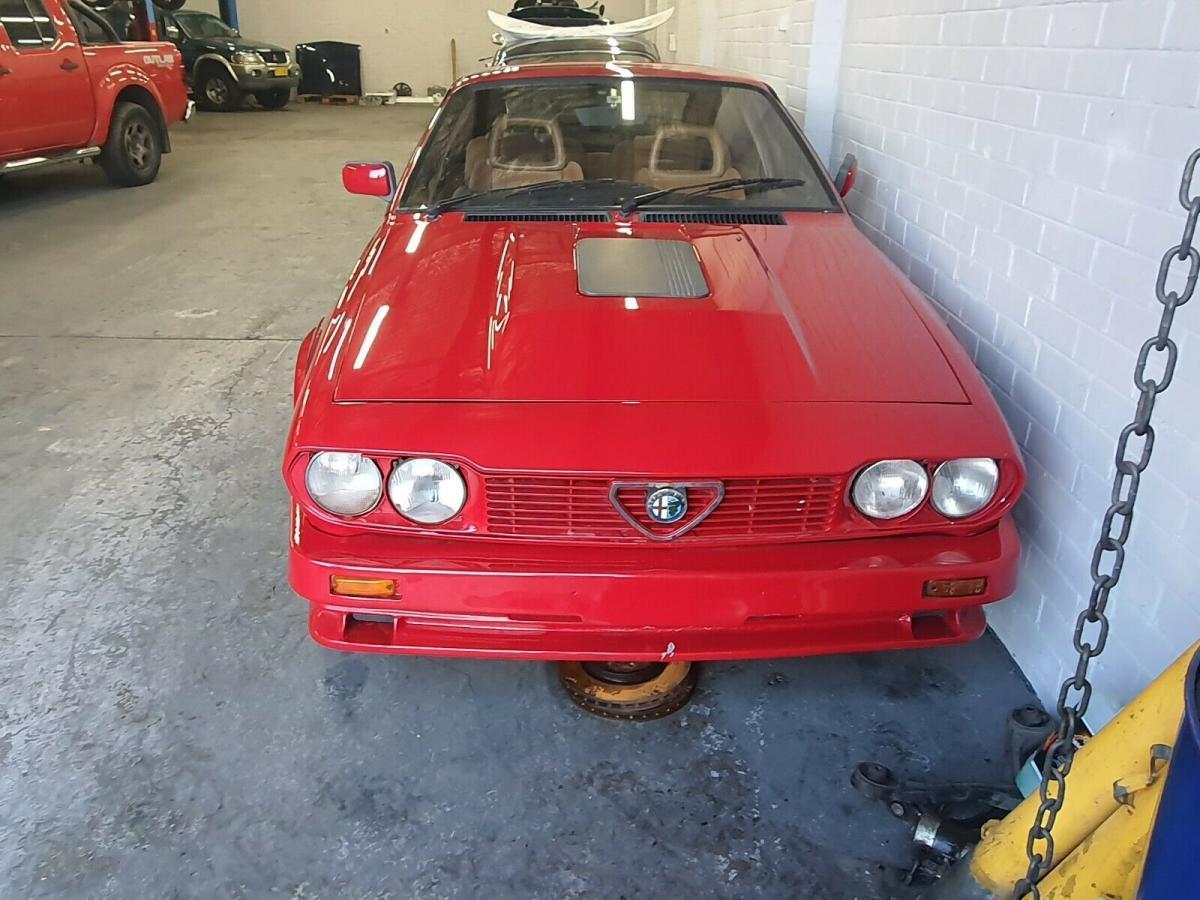 Alfa Romeo Alfetta GTV6 Grand Prix Red Australia unrestored (3).jpg