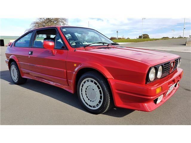 Alfa Romeo Sprint Z QV-(Quadrifoglio Verde) red images 1986 (1).jpg