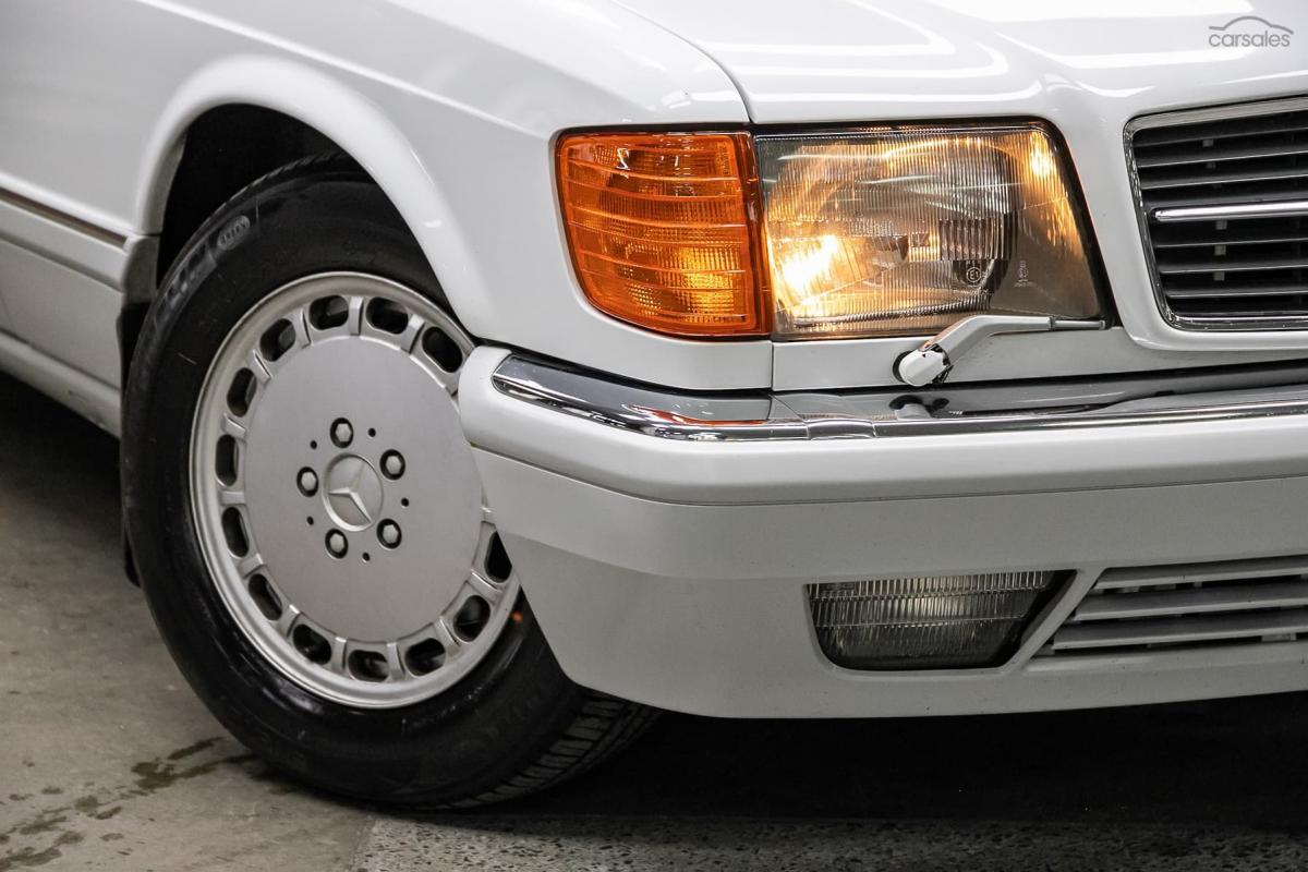 Arctic White 1989 Mercedes 560SEC two tone Australian delivered images (11).jpg