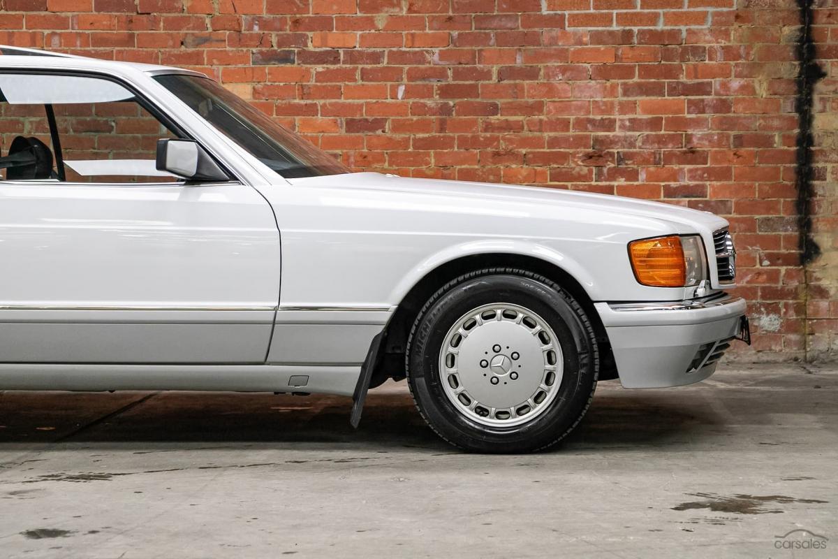 Arctic White 1989 Mercedes 560SEC two tone Australian delivered images (14).jpg