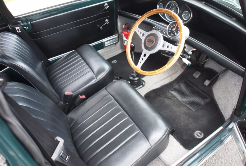 Australian MK1 Cooper S black interior images (3).png