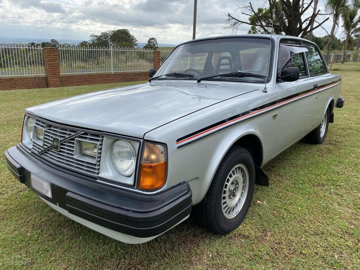 Australian RHD Volvo 242 GT coupe 2 door 1979 images original 2021 (1).jpg