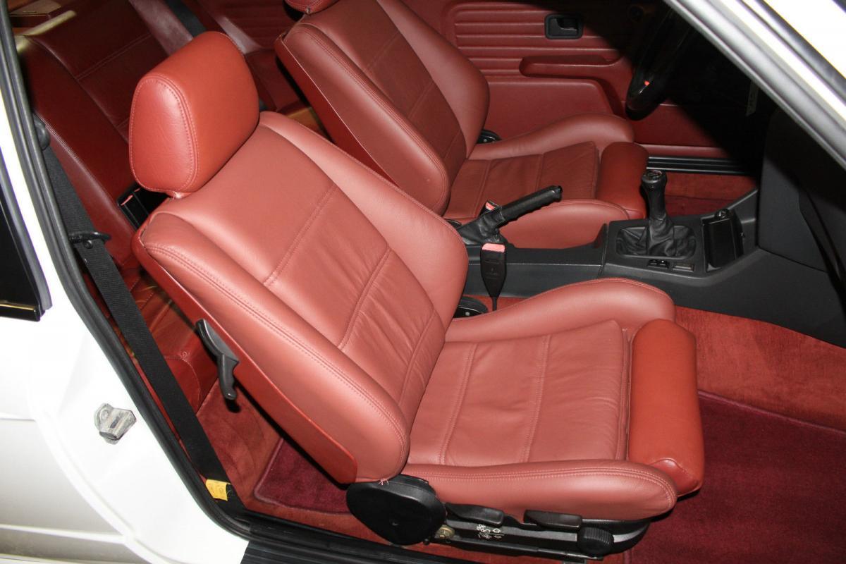 BMW E30 M3 Front seats.jpg