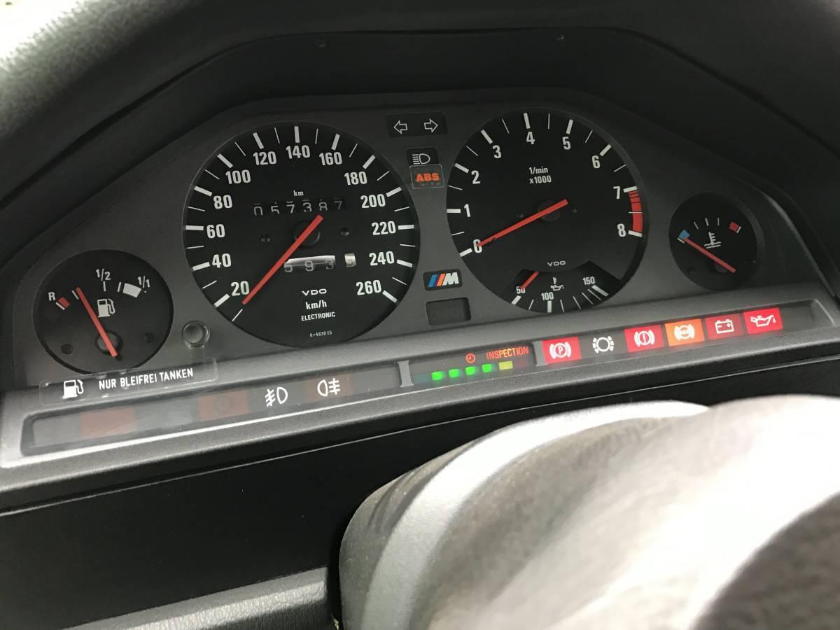 BMW E30 M3 cluster.jpg