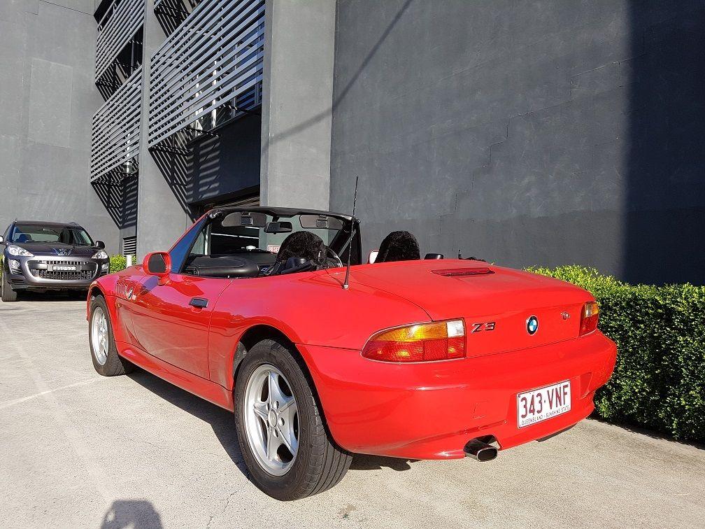 BMW Z3 Roadster rear lights.jpg