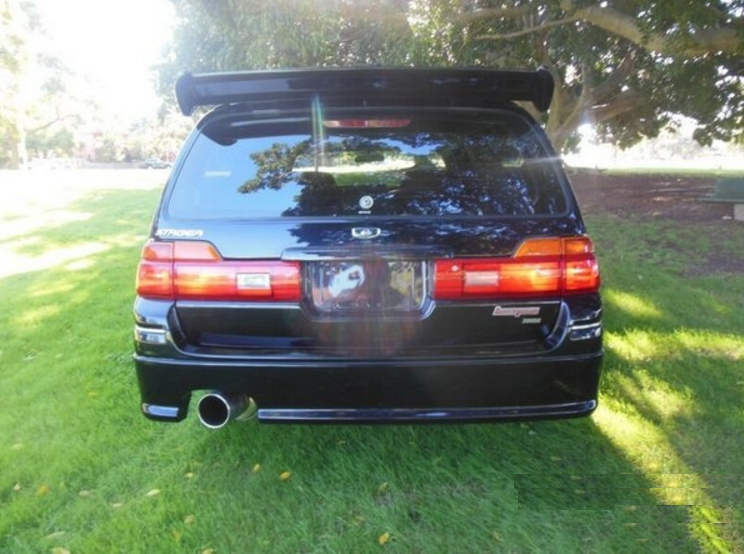 Black Blue Nissan Stagea 260RS wagon GTR 1998 model Australia (15).png