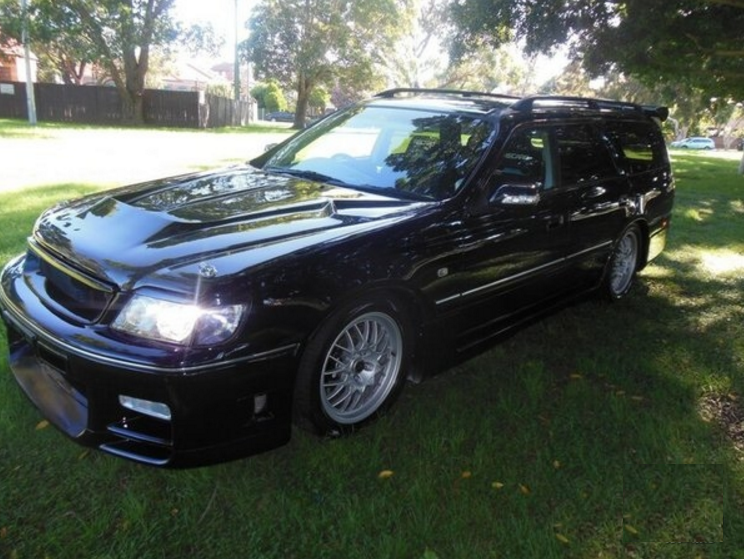 Black Blue Nissan Stagea 260RS wagon GTR 1998 model Australia (2).png