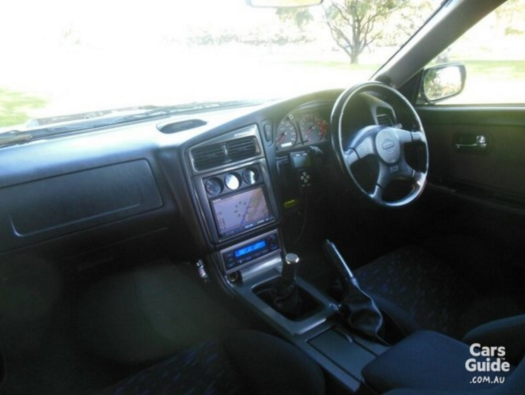 Black Blue Nissan Stagea 260RS wagon GTR 1998 model Australia (8).png