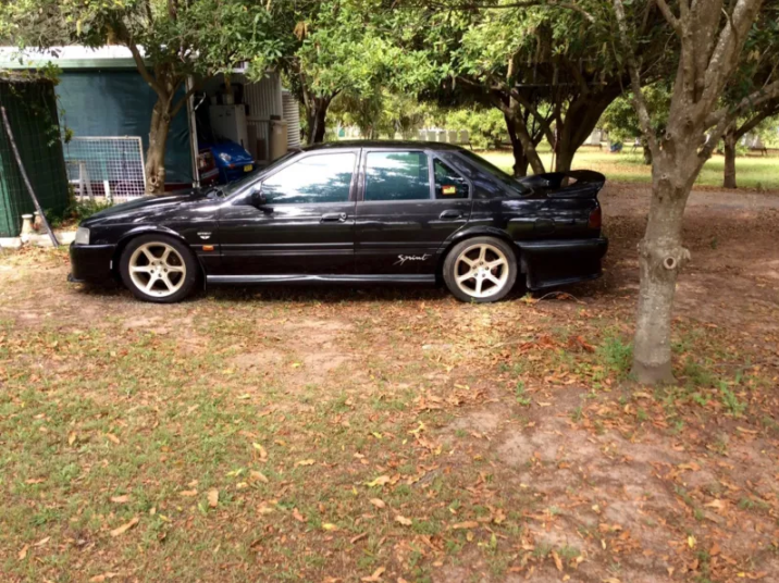 Black Ford Falcon ED XR8 Sprint 1994 image (1).png