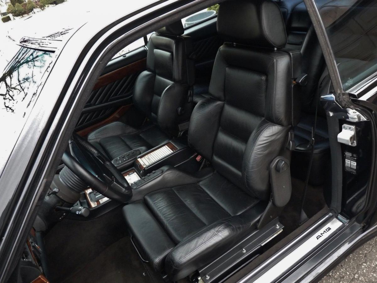 Black Mercedes 560SEC AMG 6.0 wide body interior seats.jpg