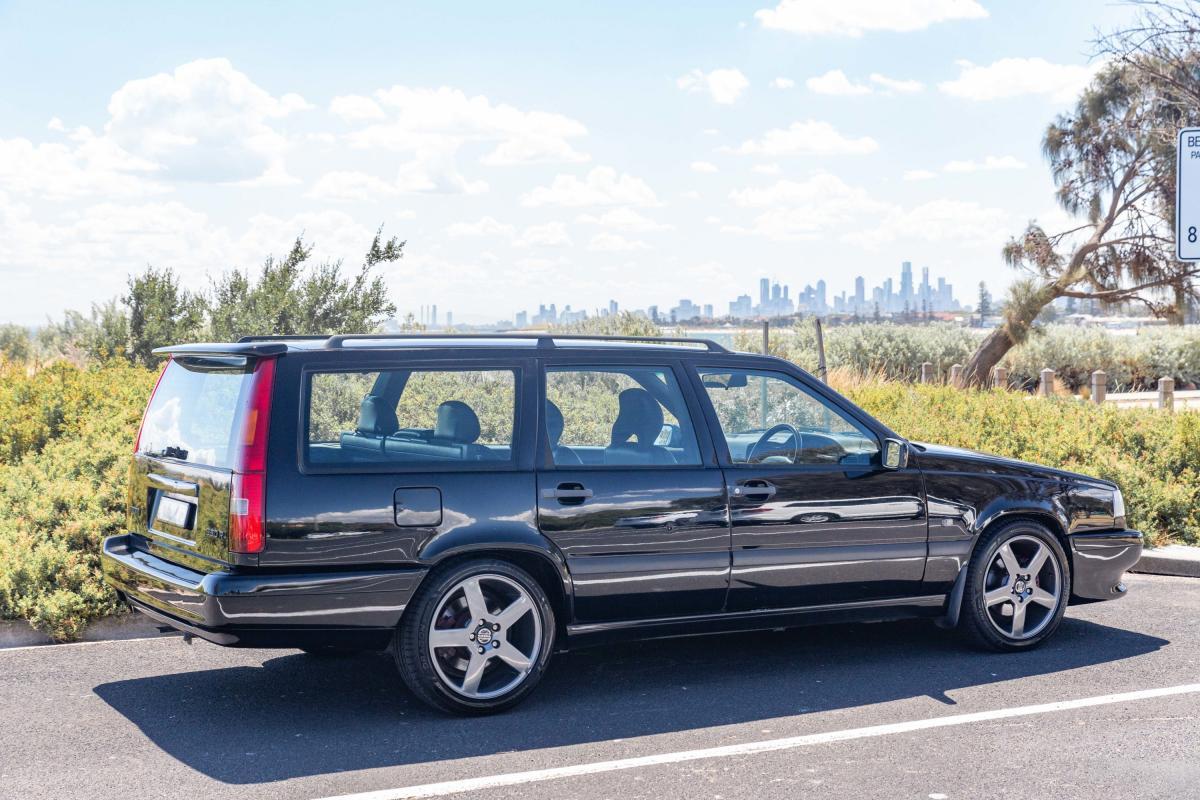 Black Volvo 850 R Wagon 1996 for sale (12).jpg