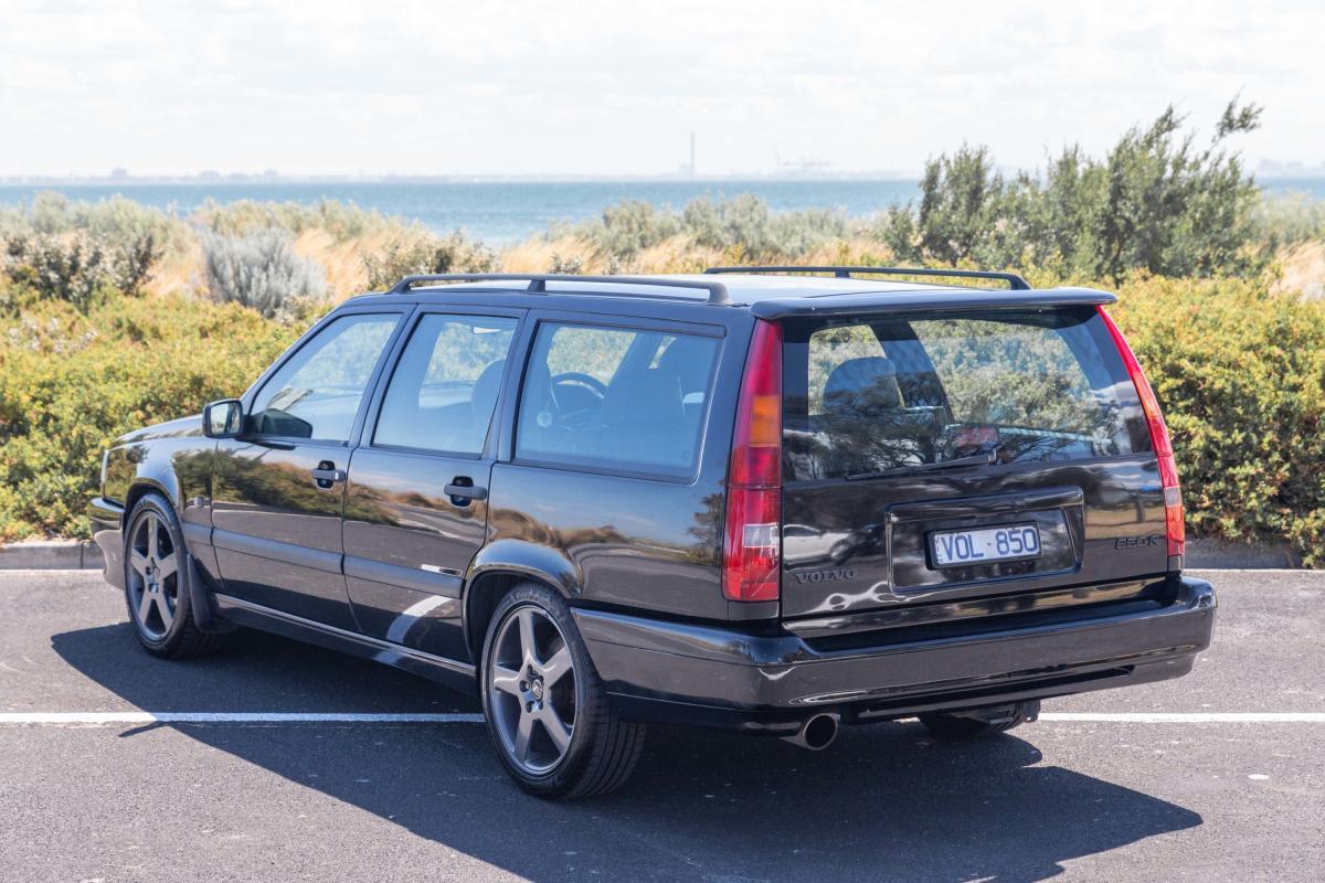 Black Volvo 850 R Wagon 1996 for sale (14).jpg