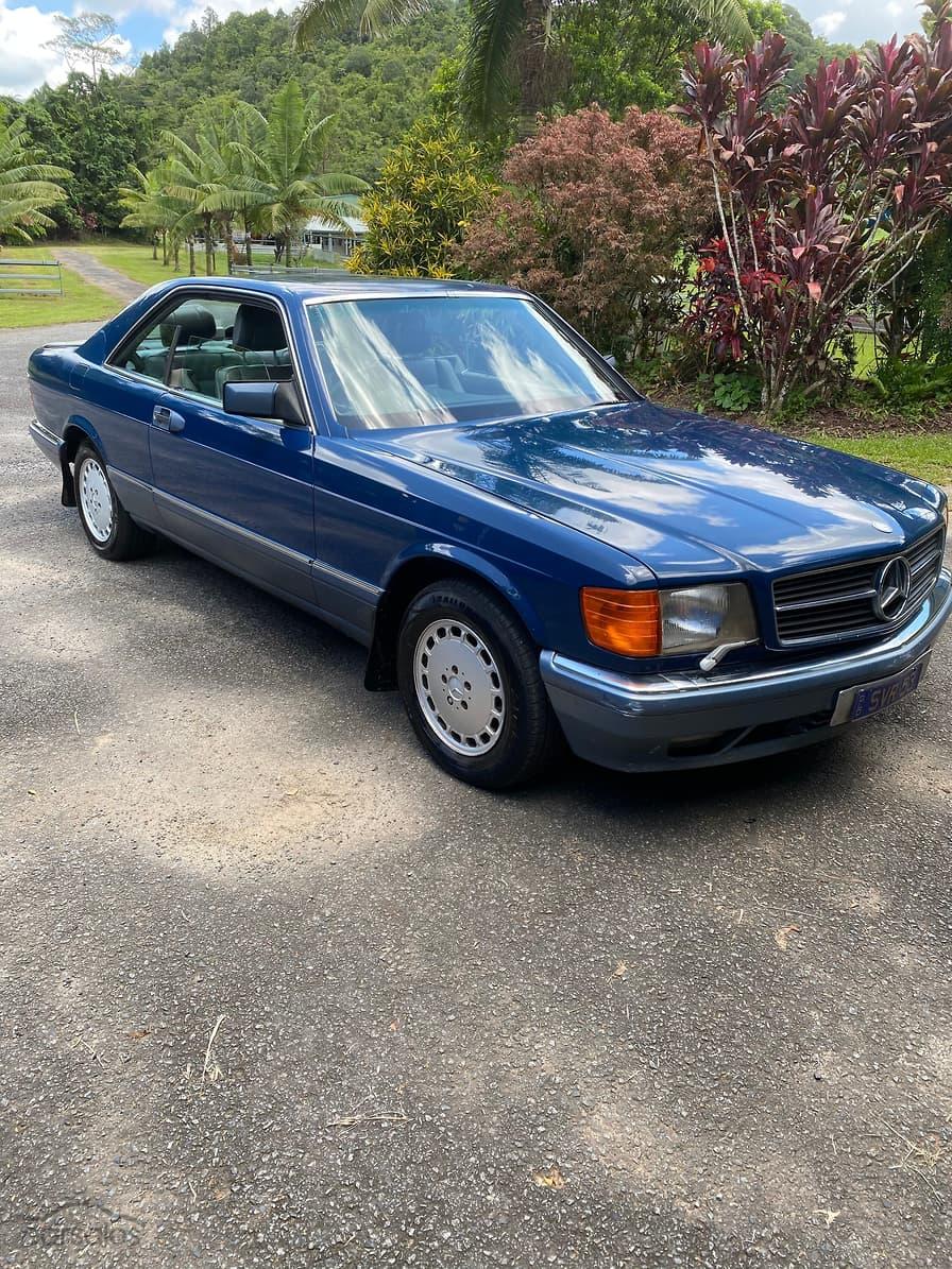 Blue 1989 Mercedes C126 W126 560 SEC coupe Australia (1).jpg