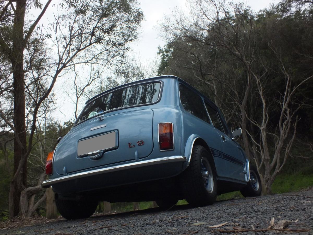 Blue 998 Mini LS Australia 1977 (1).JPG