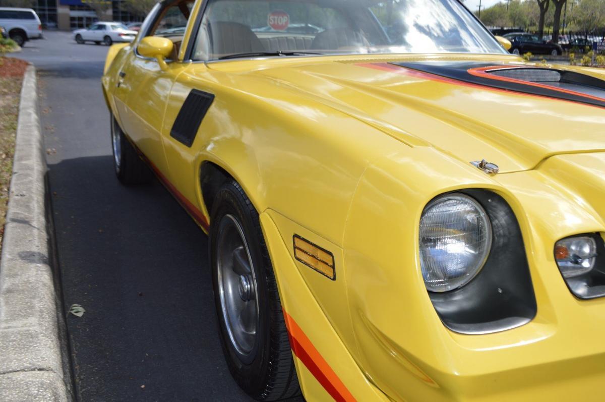 Bright yellow 1979 Chev Camero images restored (9).jpg