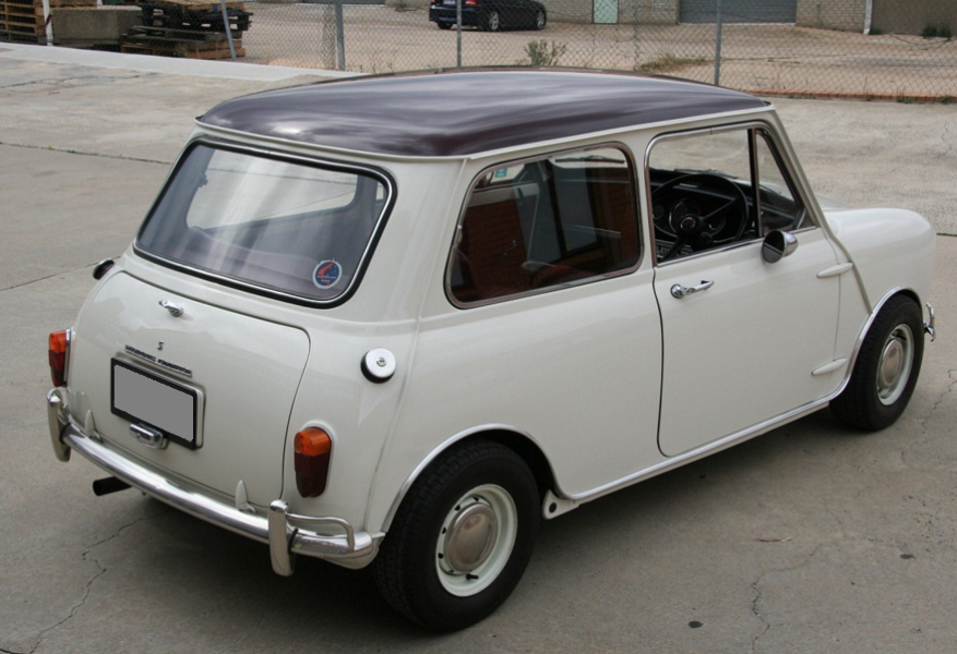 Burgundy over Toga White Morris Cooper S MK1 Australia 2.png