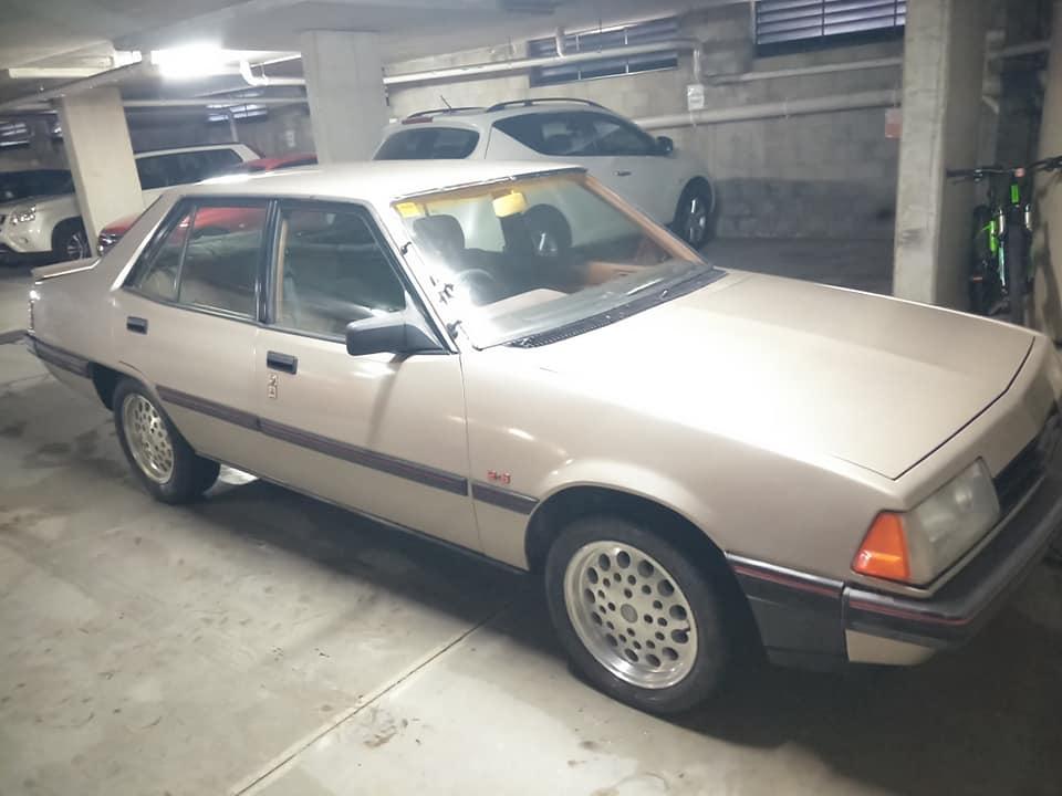 Champagne coloured Sigma GSR Sedan for sale Australia (1).jpg